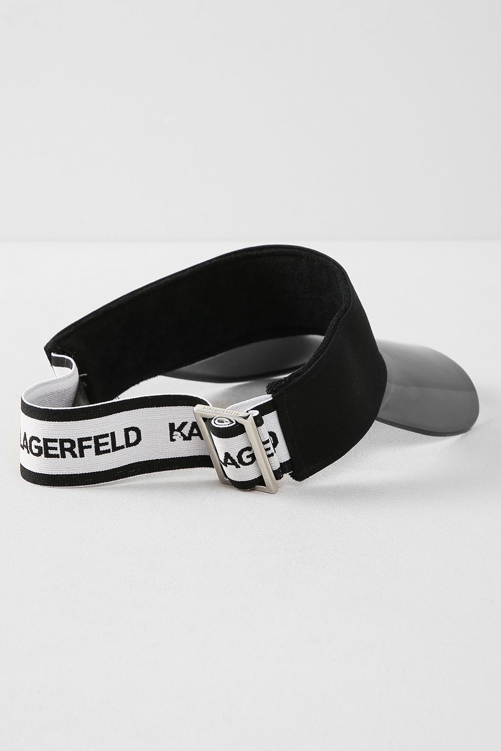 Karl Lagerfeld Козырек K/Ikonik Karl Lagerfeld Козырек K/Ikonik